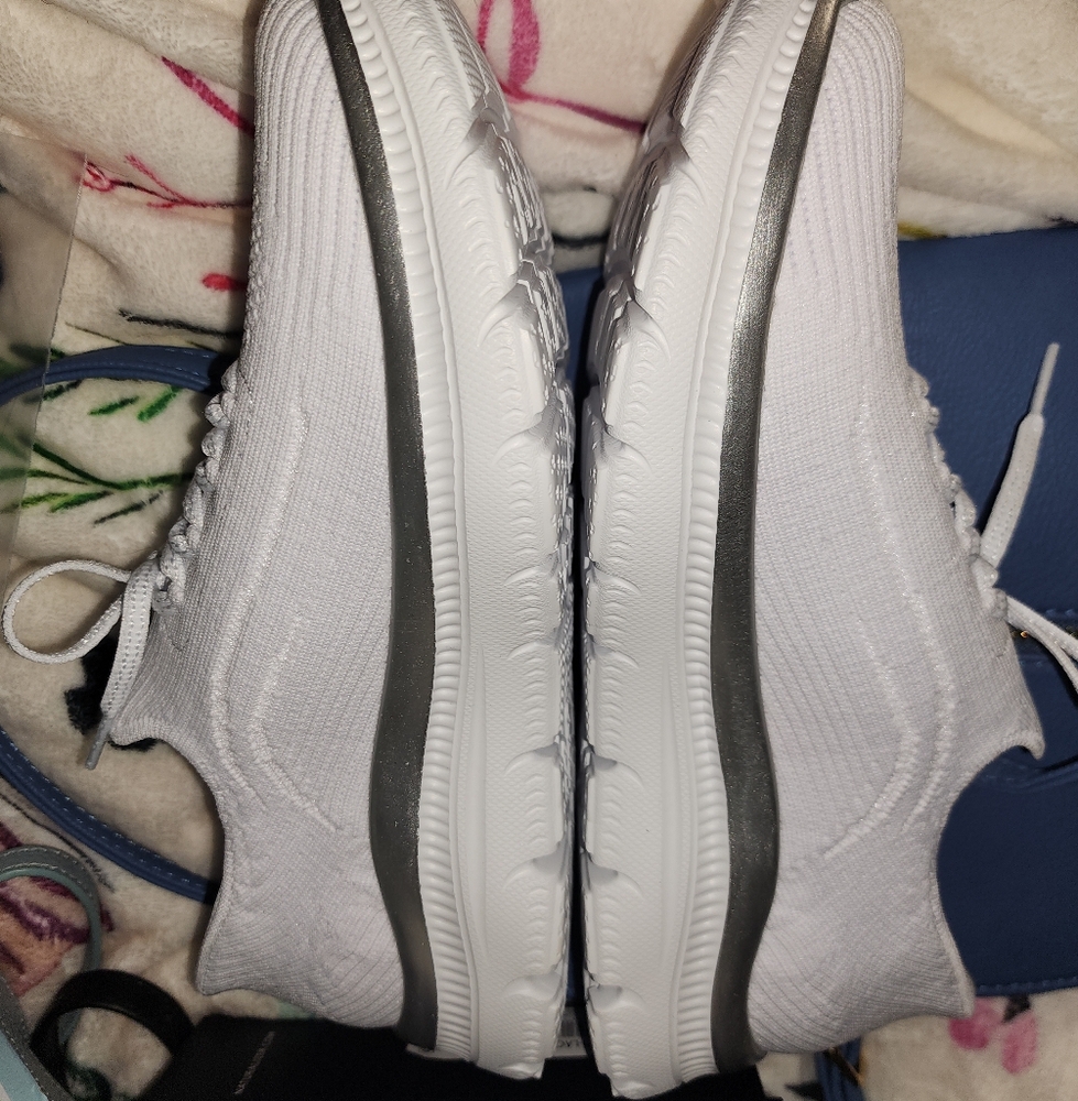 Skechers Hands Free White w/ Silver Slip-Ins with Air Cooled Memory Foam Insoles - Picture 7 of 8